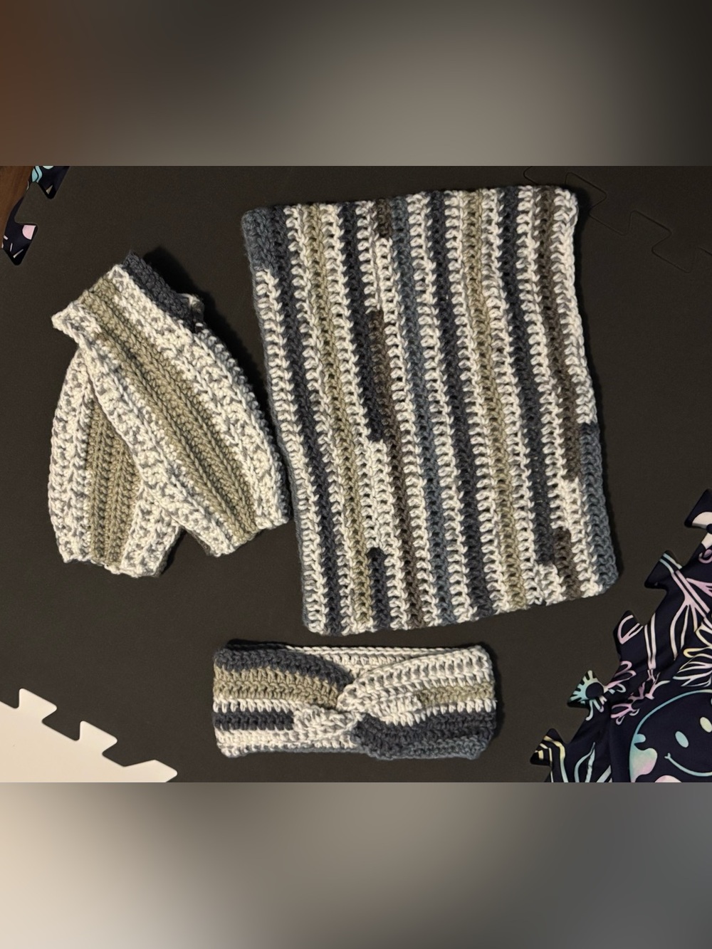 Crocheted 3pc set